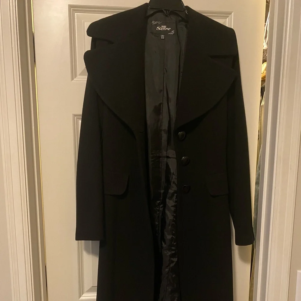 coat - Picture 1 of 4
